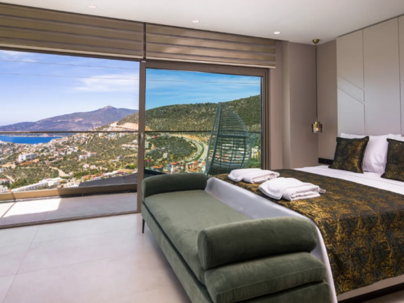 584