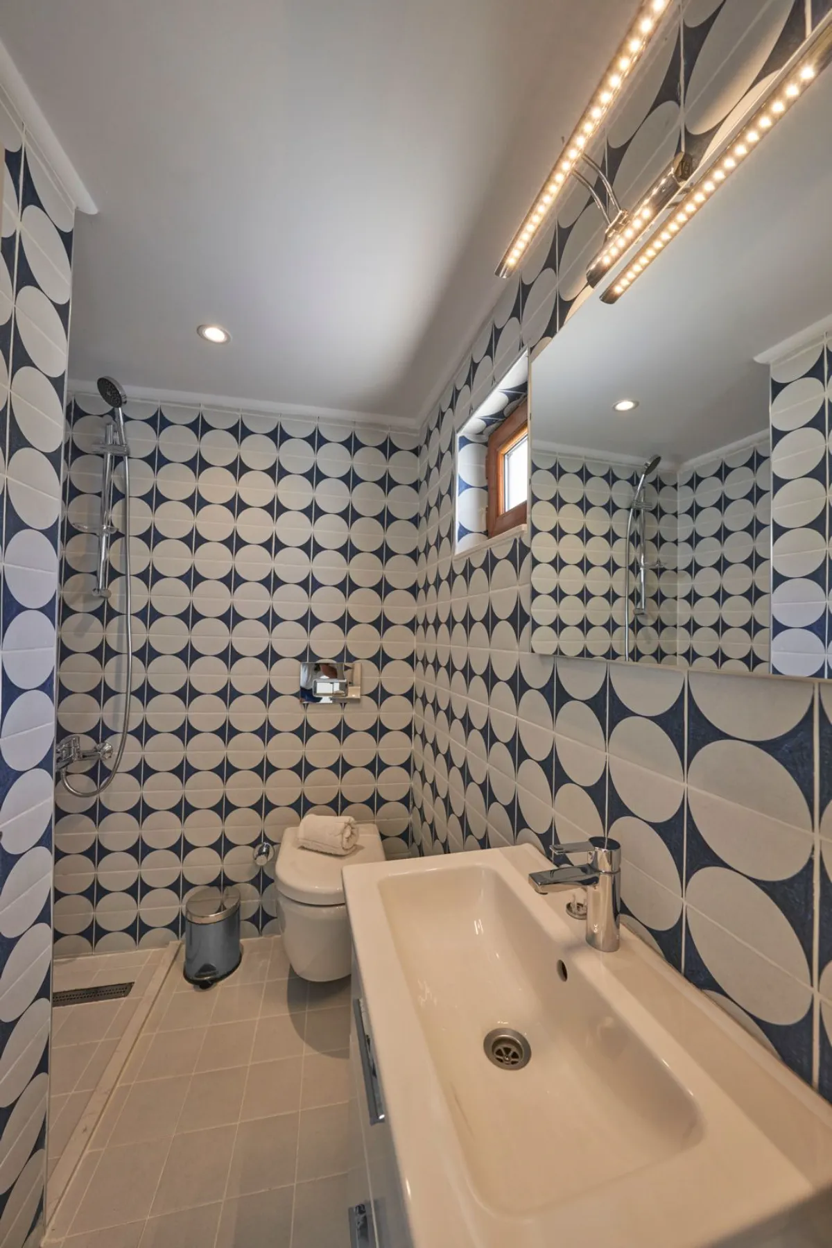 Ref: V1004