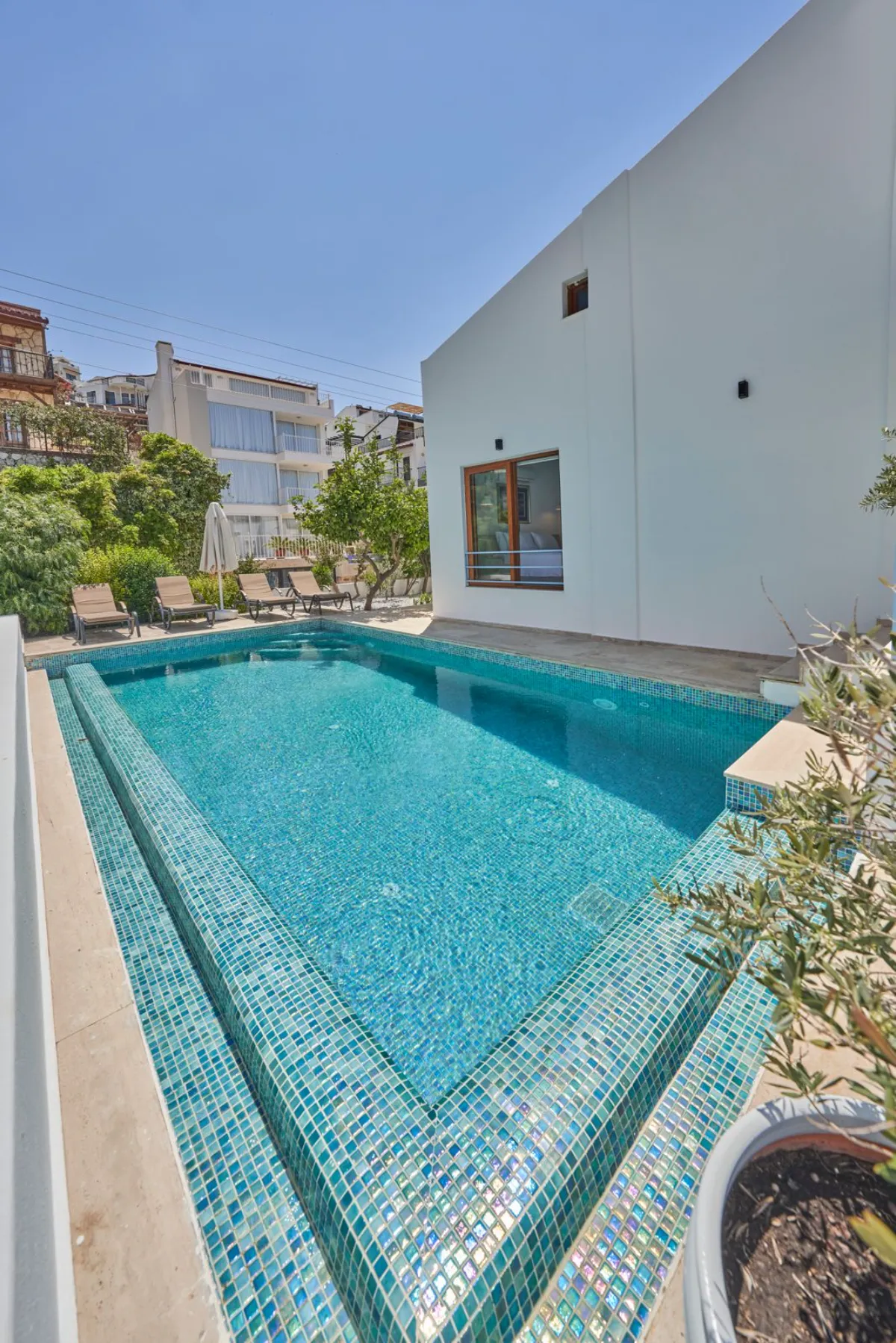 Ref: V1004